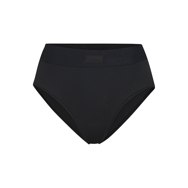 COTTON RIB BRIEF | SOOT (BRIEFS, PANTIES) LAYS FLAT ON A WHITE BACKGROUND | FLT