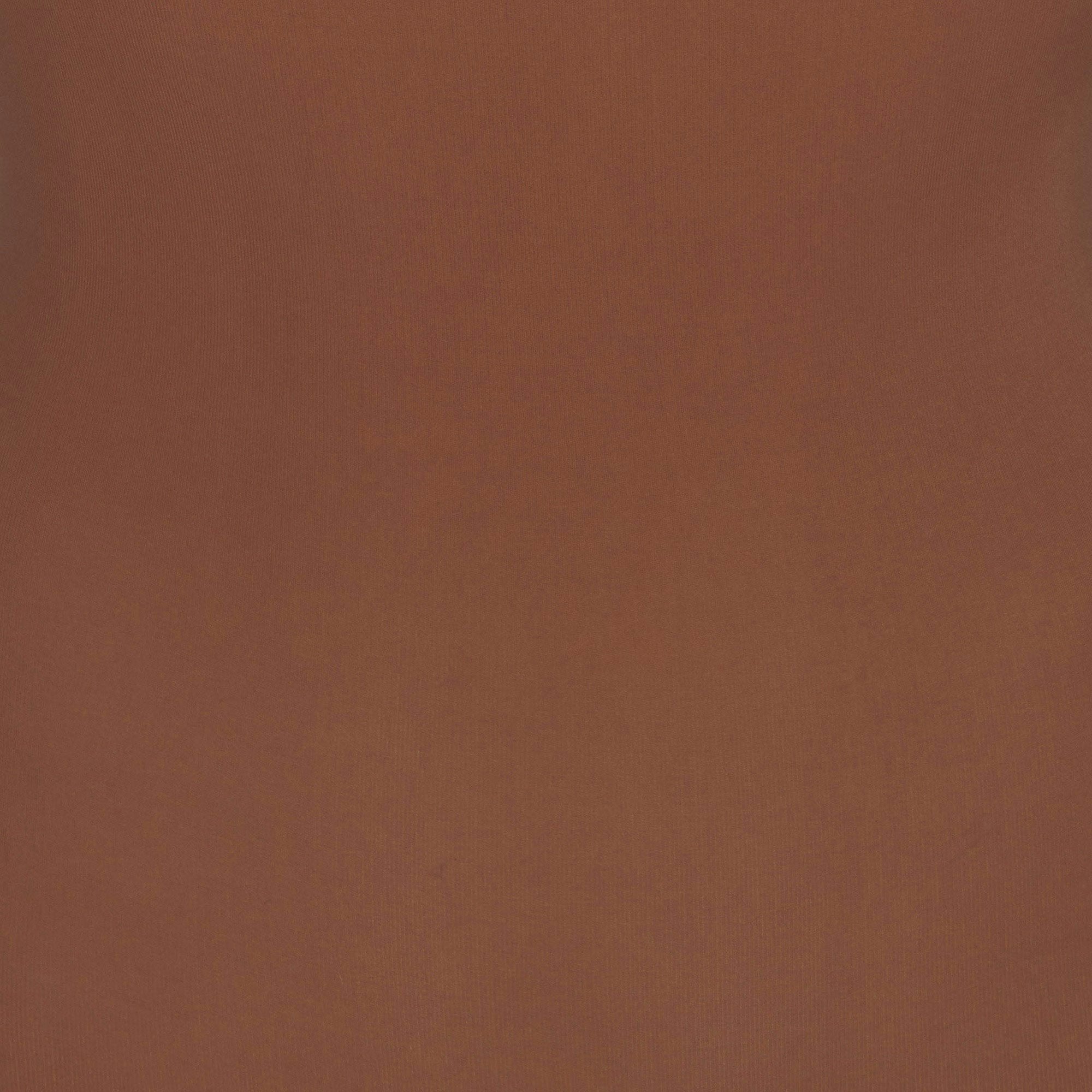 EVERYDAY SCULPT HIGH-WAISTED MID THIGH SHORT ADDITIONAL FABRIC DETAILS