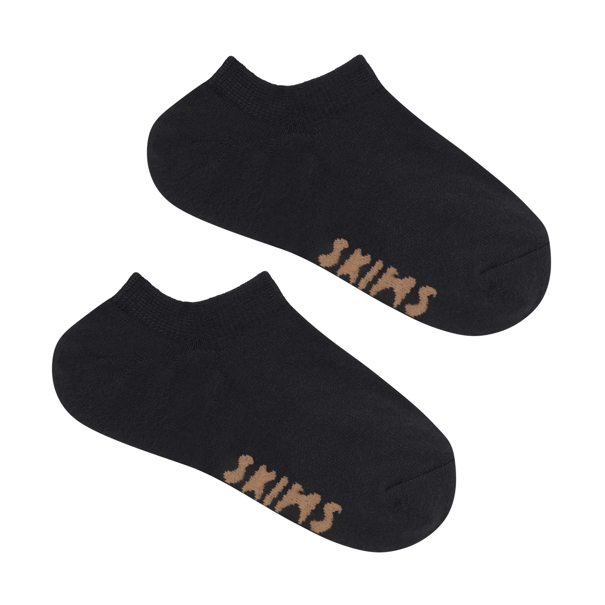 EVERYDAY ANKLE SOCK | ONYX (ANKLE SOCKS) LAYS FLAT ON A WHITE BACKGROUND | FLT