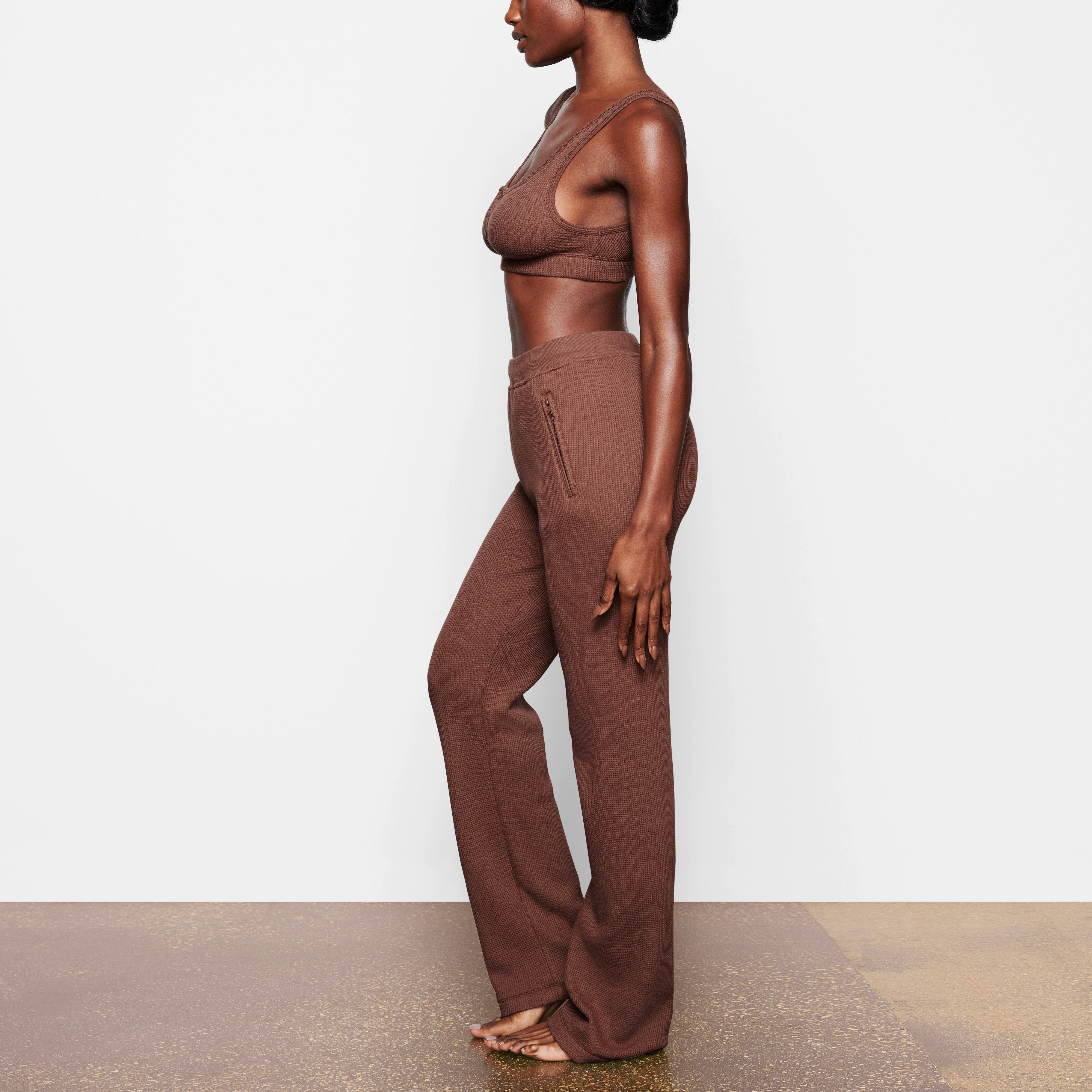 WAFFLE LOOSE PANT ON A MODEL