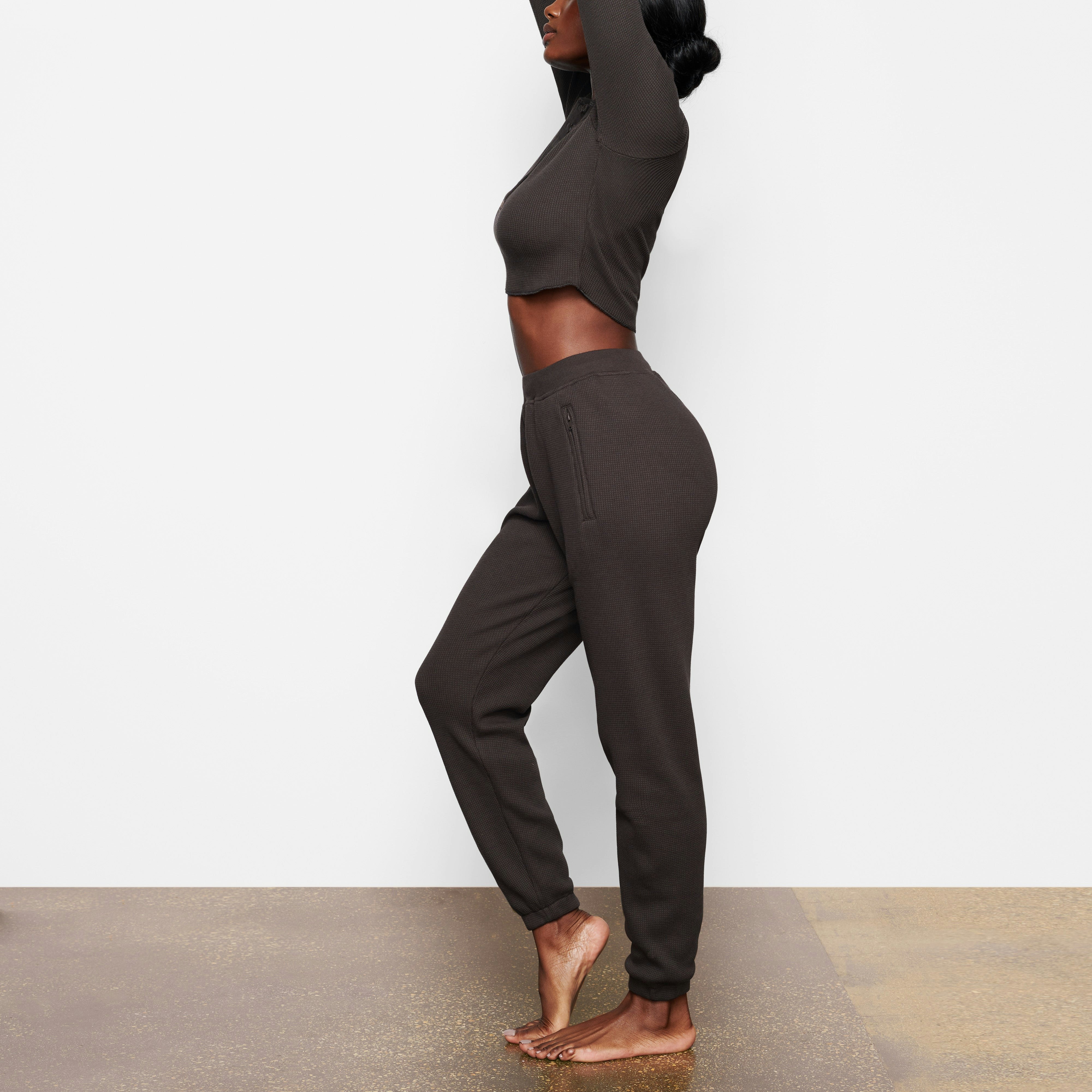 WAFFLE JOGGER ON A MODEL