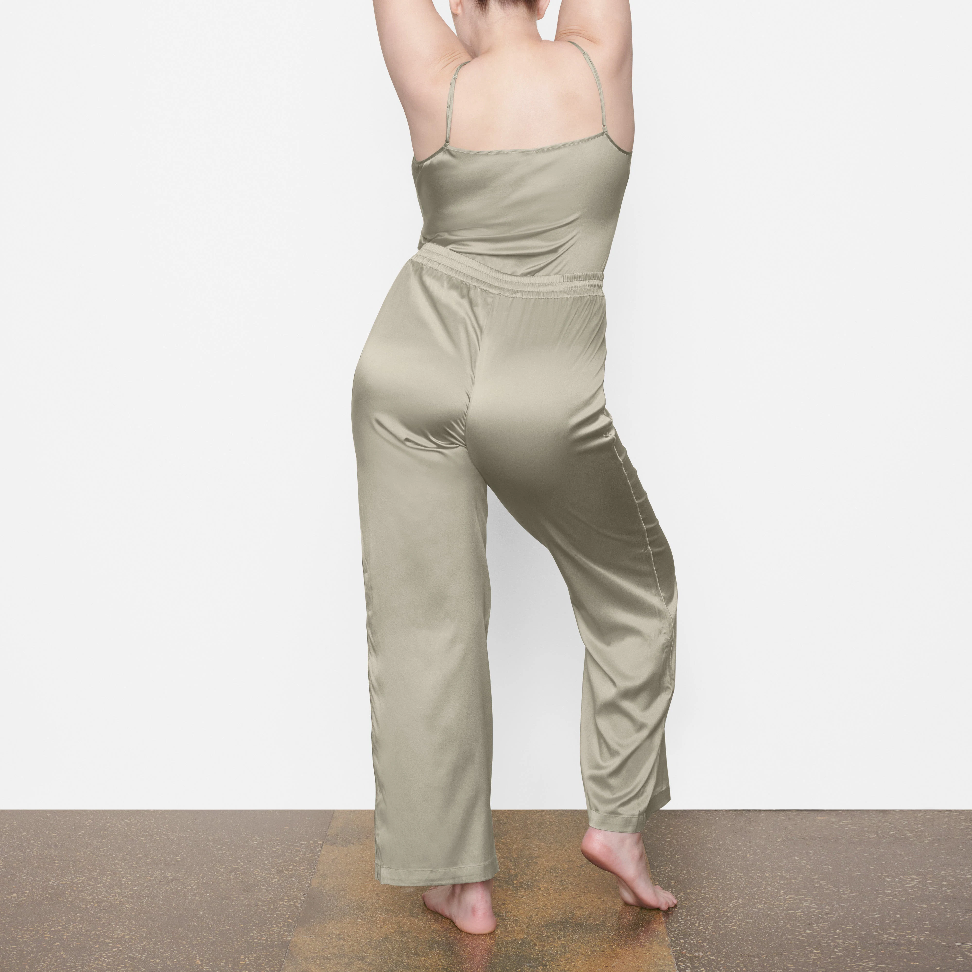 SILK WIDE LEG SLEEP PANT ON A MODEL