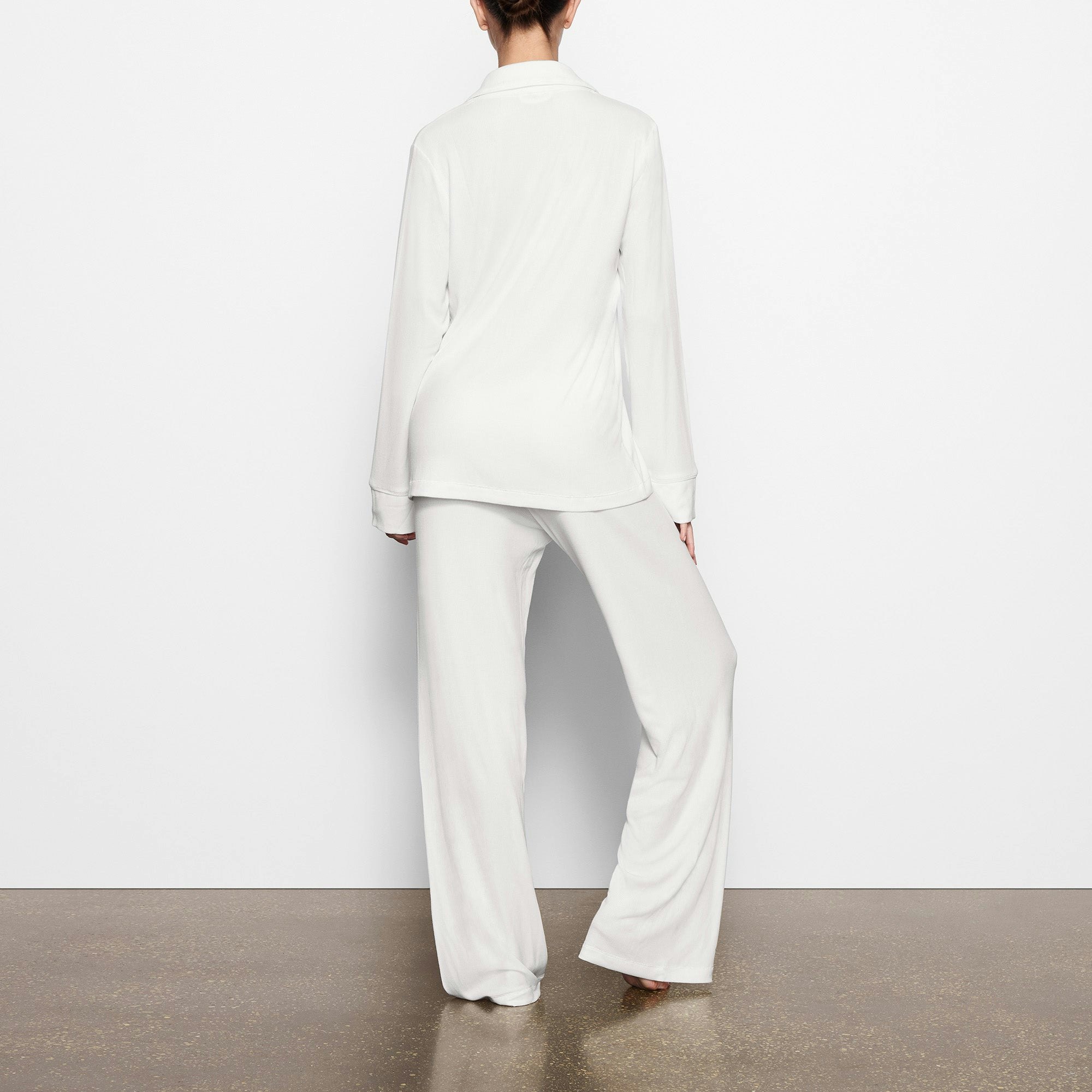 WORN BY A MODEL IN BACK VIEW SOFT LOUNGE SLEEP SET