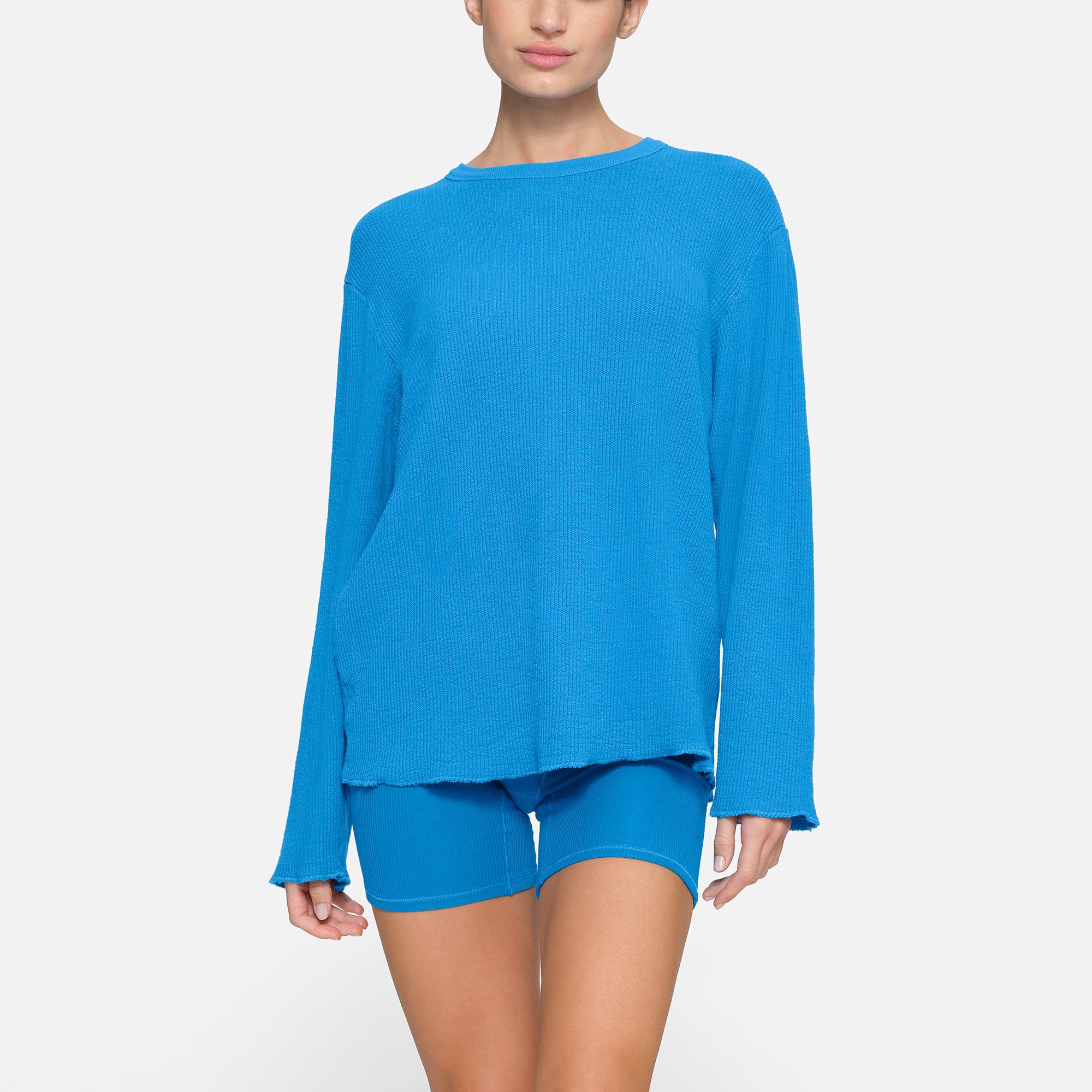 WAFFLE LONG SLEEVE T-SHIRT ON A MODEL IN FRONT VIEW | SEE: XXS, XS, S