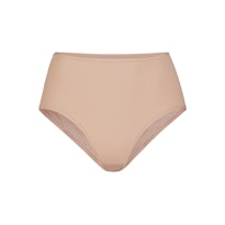 FITS EVERYBODY FULL BRIEF
