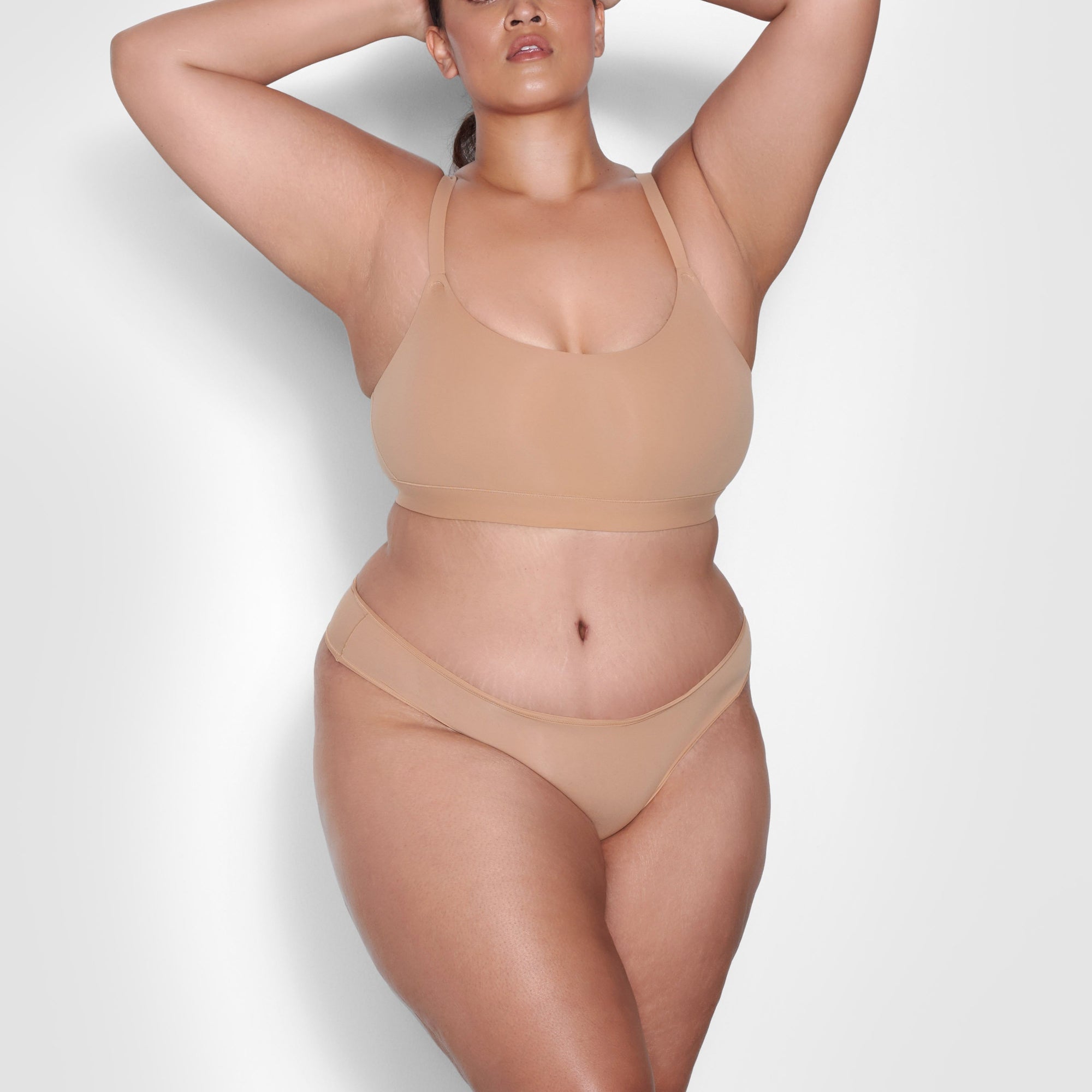 【SKIMS】fits everybody thong ボディスーツ - ochre FITS EVERYBODY THONG | OCHRE