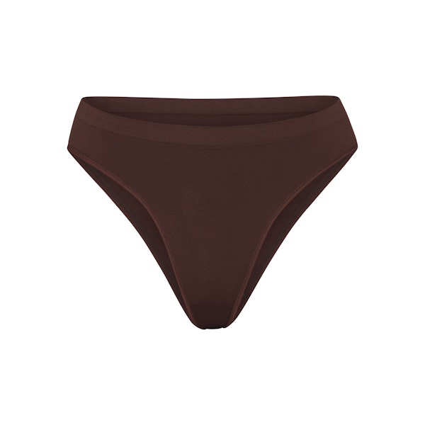 SOFT SMOOTHING SEAMLESS BRIEF | COCOA (BRIEFS, PANTIES) LAYS FLAT ON A WHITE BACKGROUND | FLT