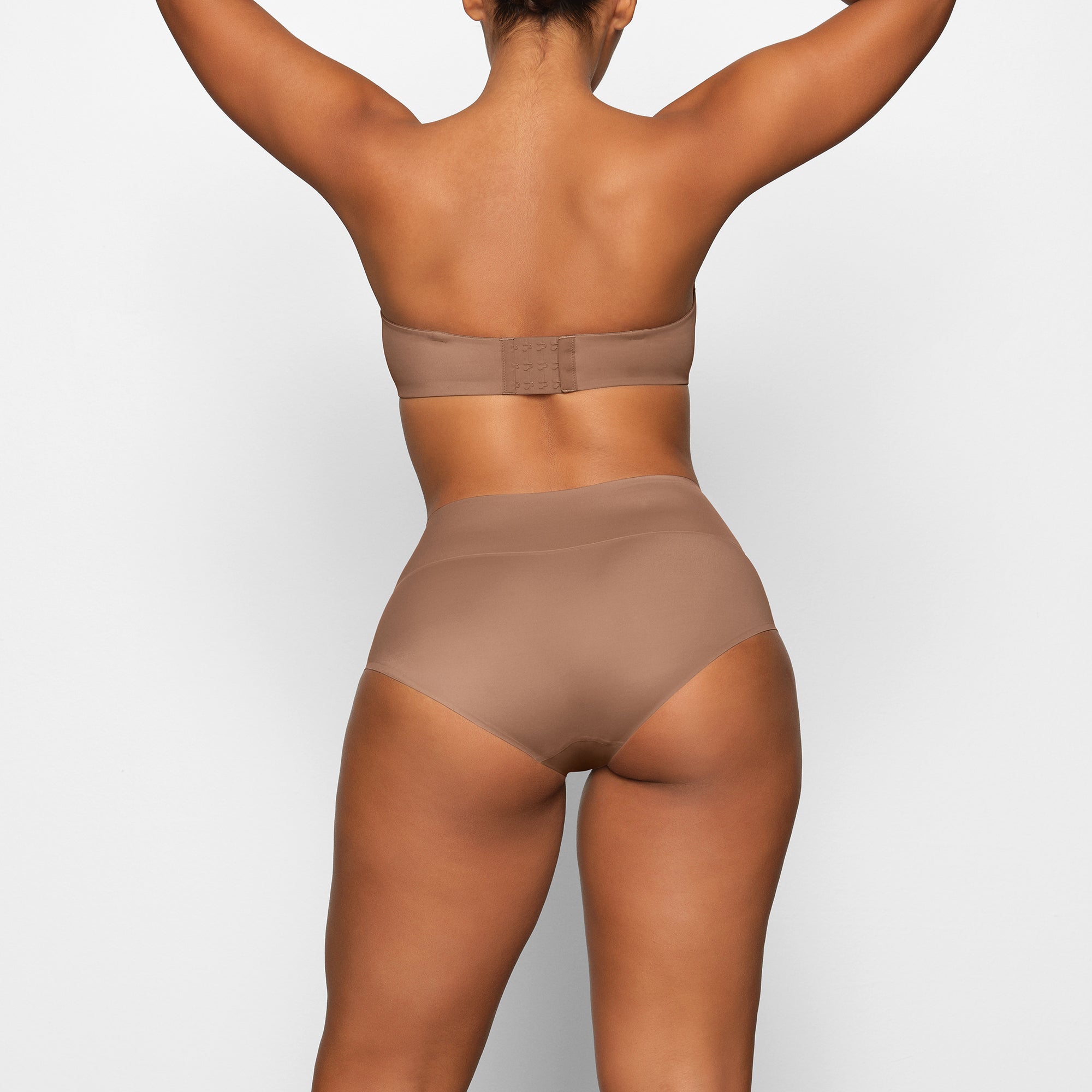 SMOOTHING INTIMATES HIGH-WAISTED BRIEF | SIENNA