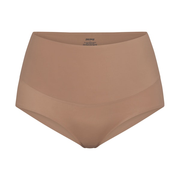 SMOOTHING INTIMATES HIGH-WAISTED BRIEF | SIENNA (BRIEFS, PANTIES) LAYS FLAT ON A WHITE BACKGROUND | FLT