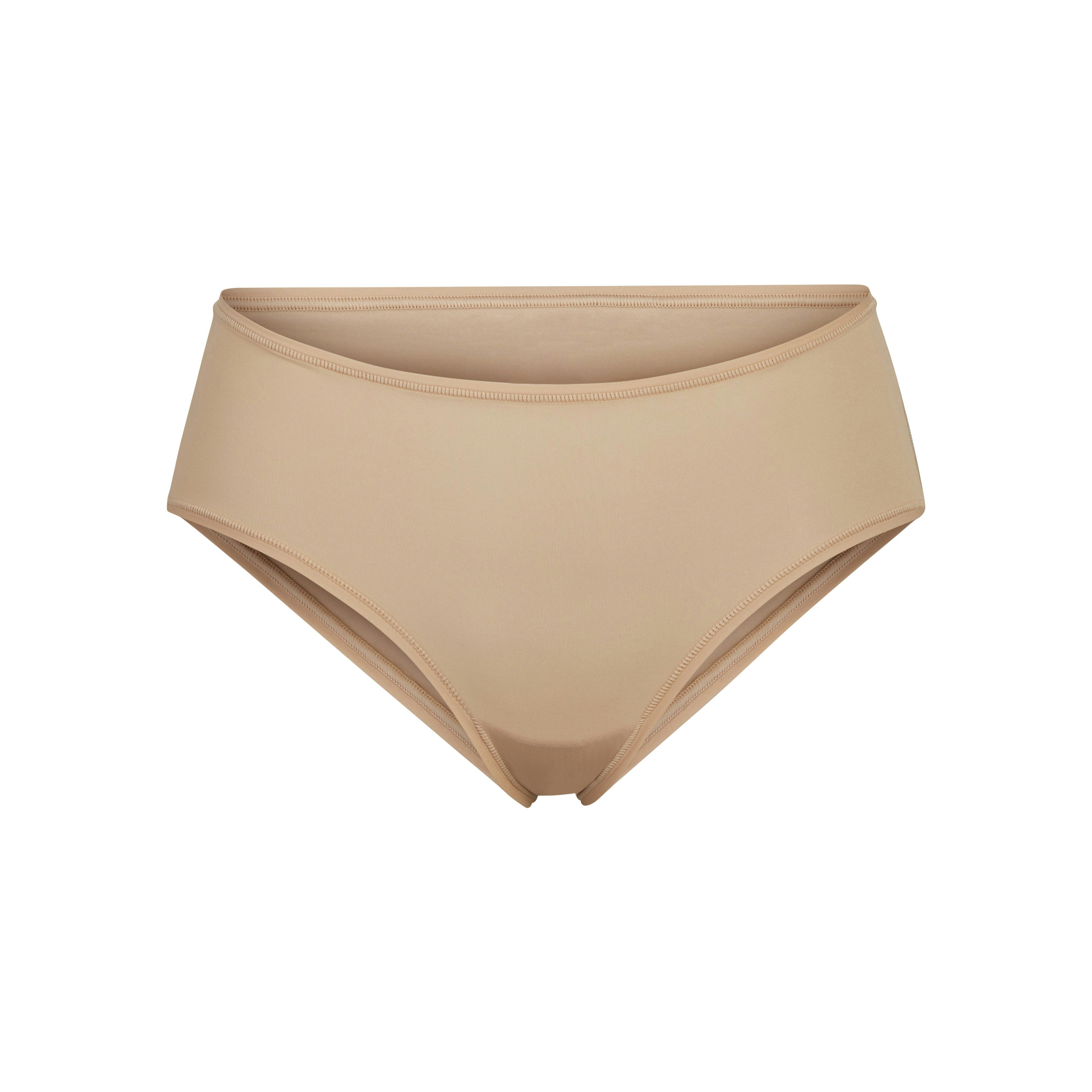 FITS EVERYBODY BRIEF | CLAY (BRIEFS, PANTIES) LAYS FLAT ON A WHITE BACKGROUND | FLT