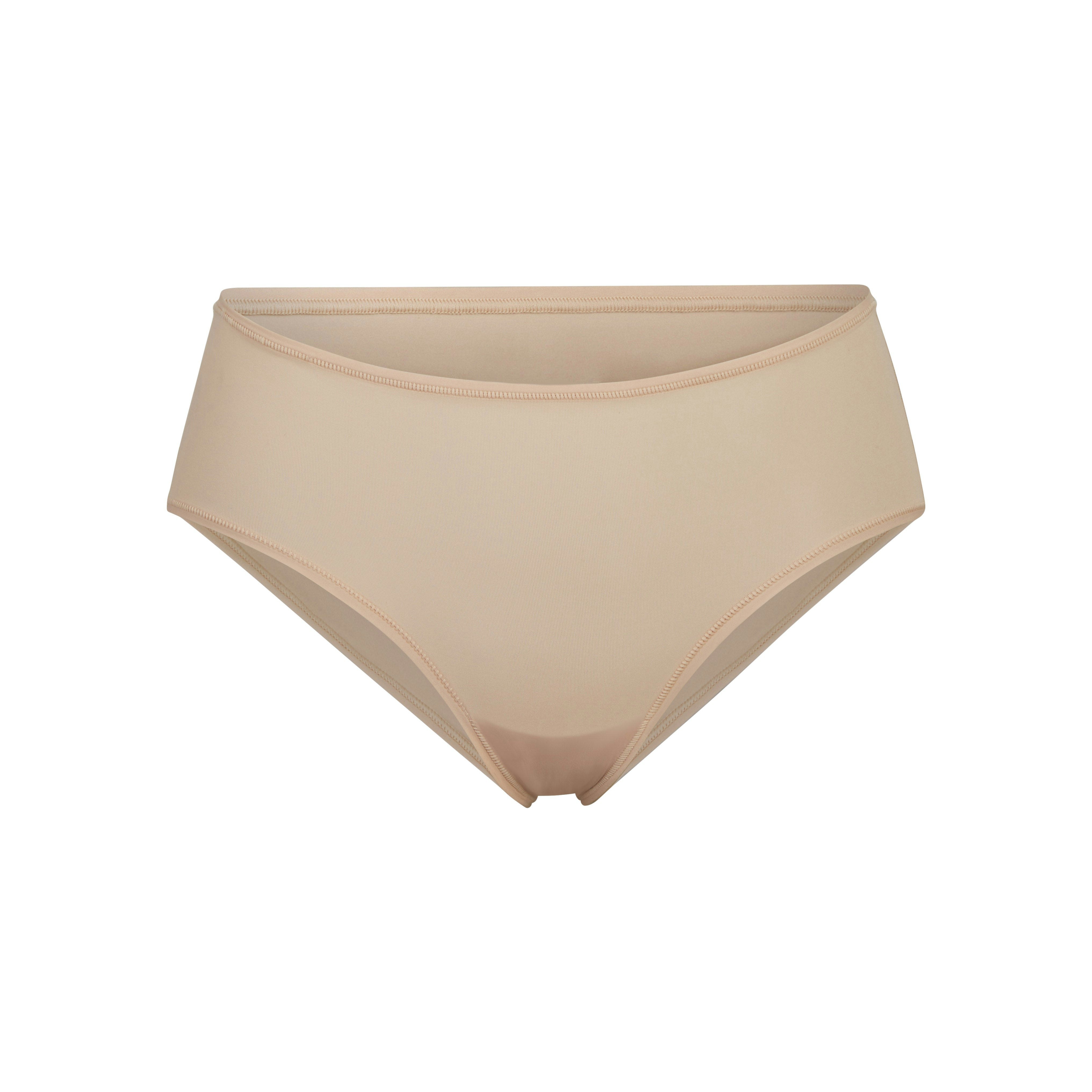 FITS EVERYBODY BRIEF | MICA (BRIEFS, PANTIES) LAYS FLAT ON A WHITE BACKGROUND | FLT