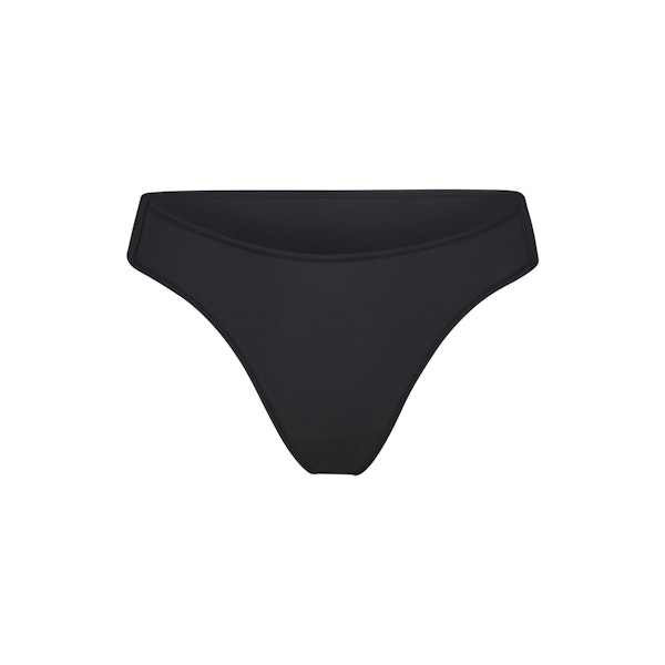 ADAPTIVE FITS EVERYBODY BRIEF | ONYX (ADAPTIVE PANTIES) LAYS FLAT ON A WHITE BACKGROUND | FLT