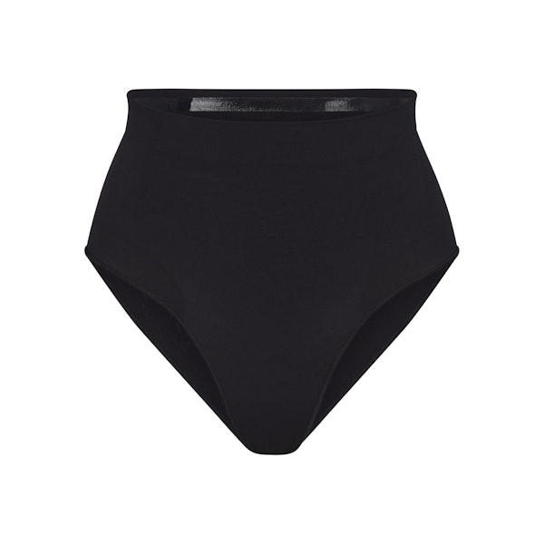 SEAMLESS SCULPT MID WAIST BRIEF | ONYX (SHAPEWEAR BRIEFS, PANTIES) LAYS FLAT ON A WHITE BACKGROUND | FLT