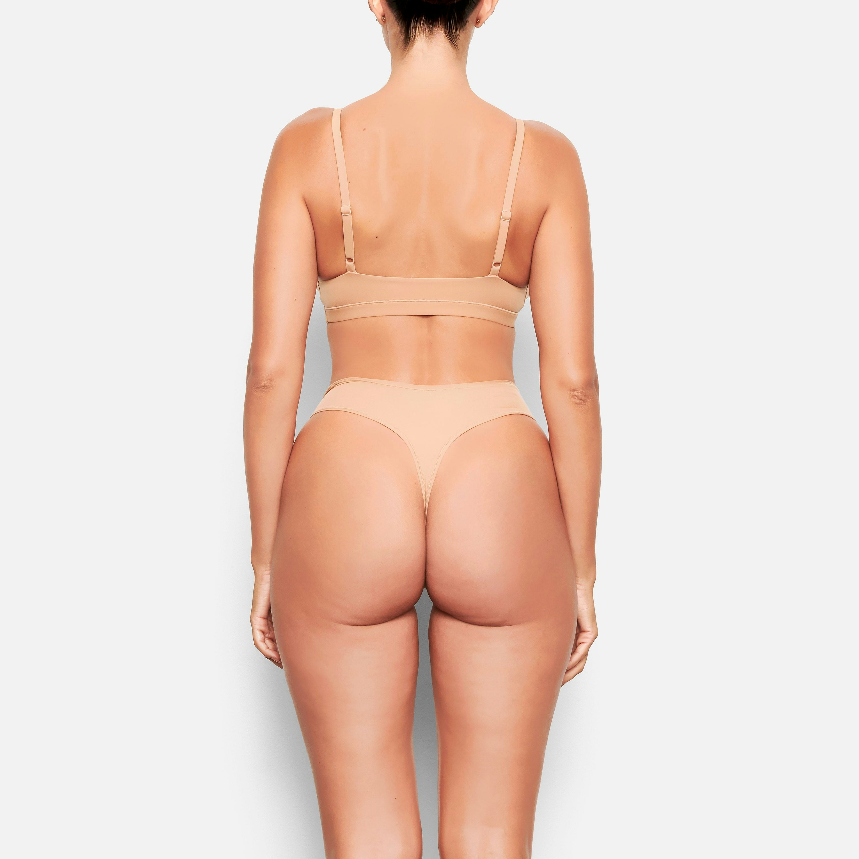 FITS EVERYBODY DIPPED FRONT THONG