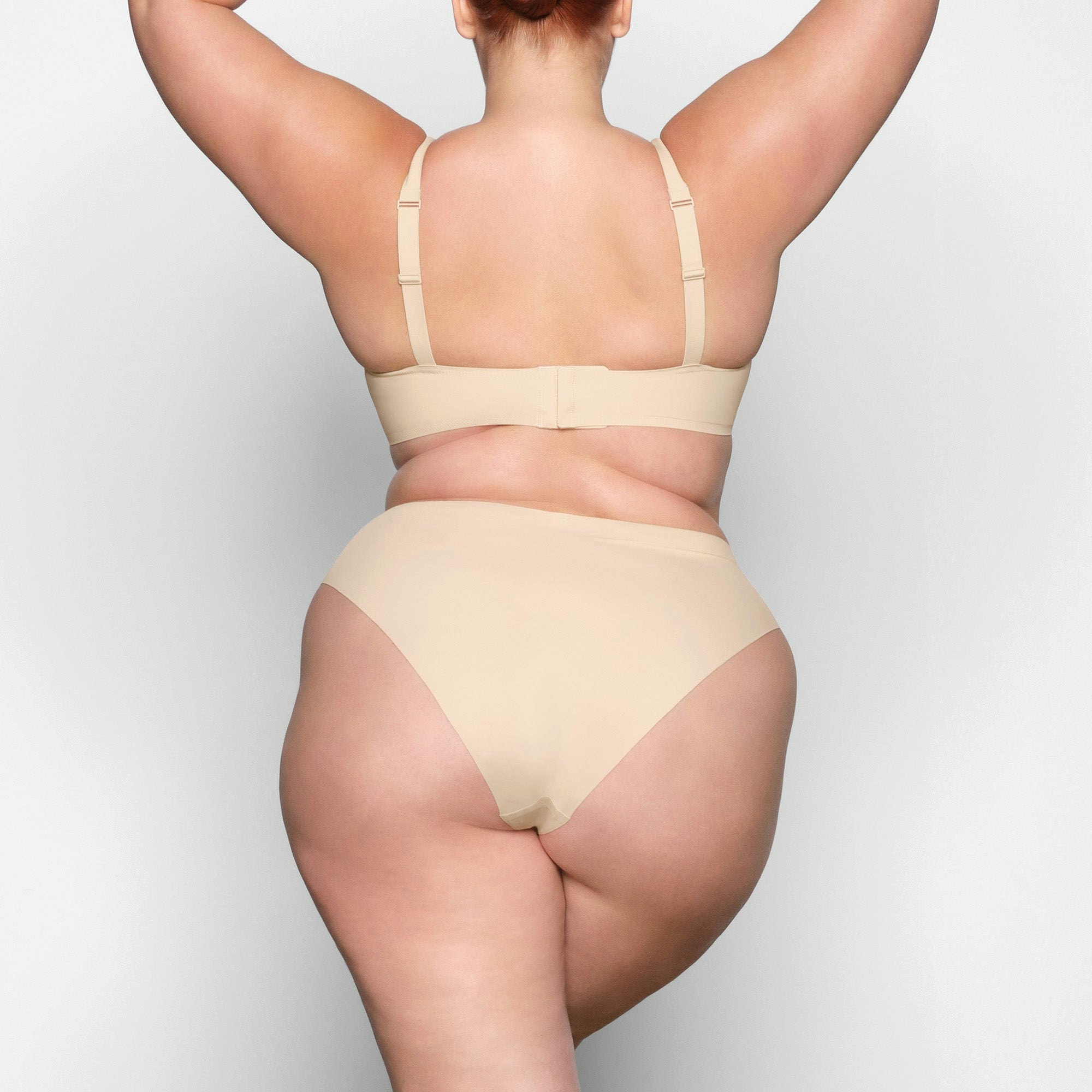 FREE CUT MID WAIST TANGA