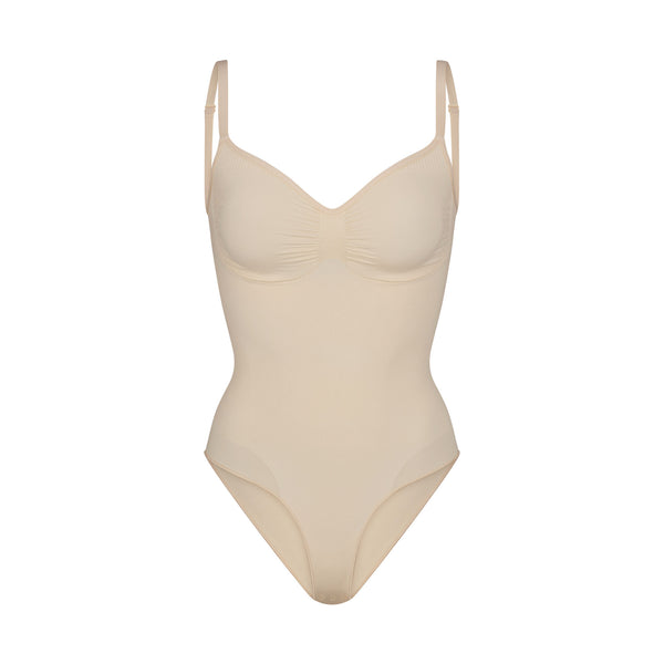 SKIMS popular Sculpting Bodysuit w. Snaps - SAND SOLD OUT