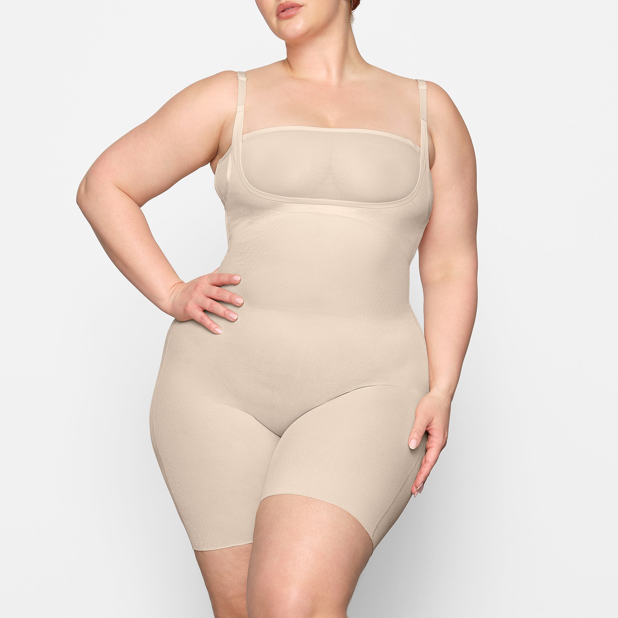 SKIMS BUTT ENHANCING OPEN popular BUST BODYSUIT NIB***