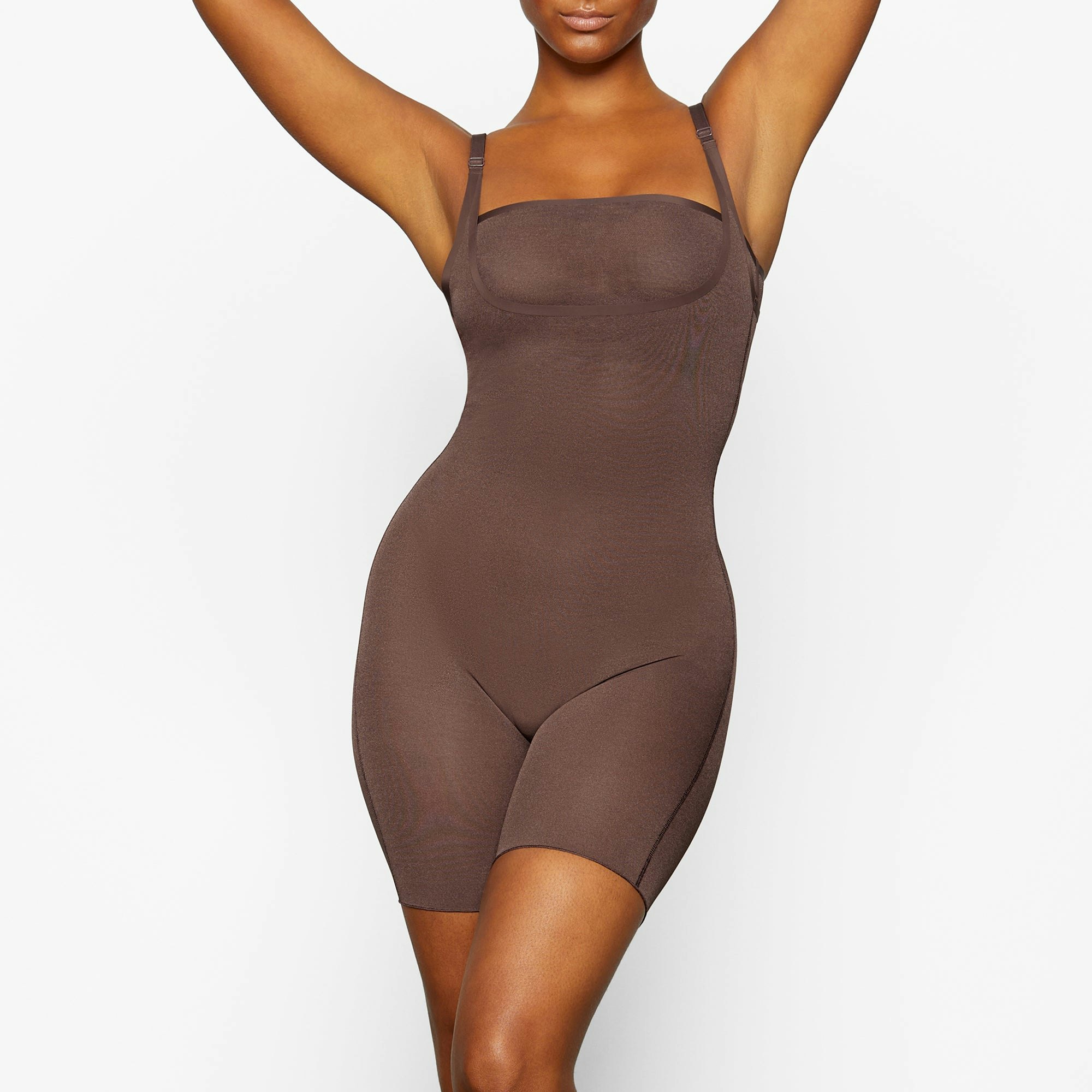 SHEER SCULPT OPEN BUST BODYSUIT WORN BY A MODEL IN FRONT VIEW | SEE: M, L, XL