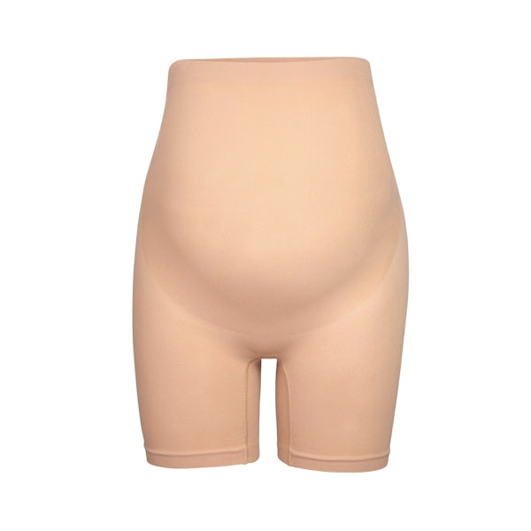 MATERNITY SCULPTING SHORT MID THIGH | CLAY LAYS FLAT ON A WHITE BACKGROUND | FLT
