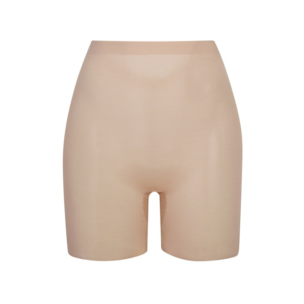 SHEER SCULPT LOW BACK SHORT | CLAY (LOW BACK SHAPEWEAR, SHAPEWEAR) LAYS FLAT ON A WHITE BACKGROUND | FLT