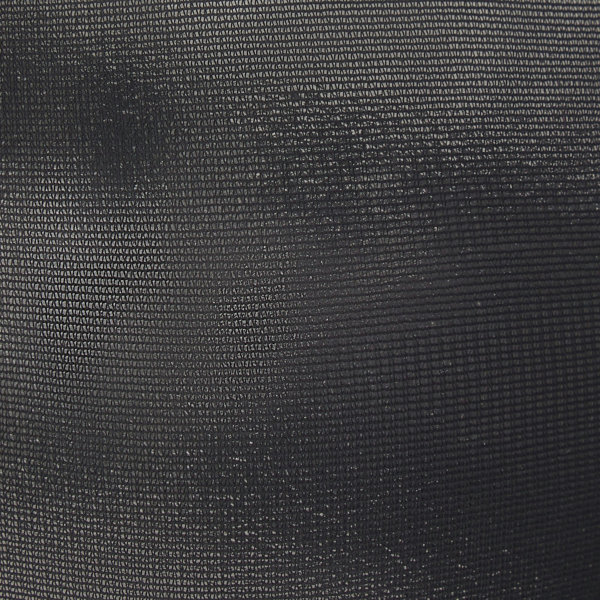 WEIGHTLESS SCOOP BRA ADDITIONAL FABRIC DETAILS